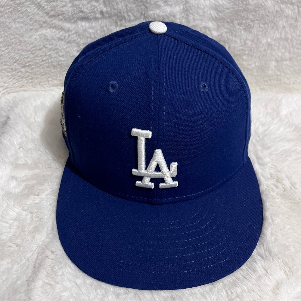 Los Angeles Dodgers 
World Series World Champions 2020
Fitted Hat Size 7 3/8